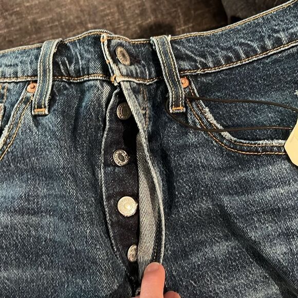 Levi’s Premium 501 ORIGINAL FIT HIGH RISE WOMEN'S SHORTS - Picture 6 of 14